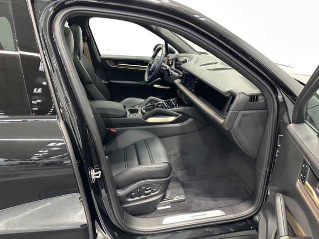 2025 Porsche Cayenne Cayenne