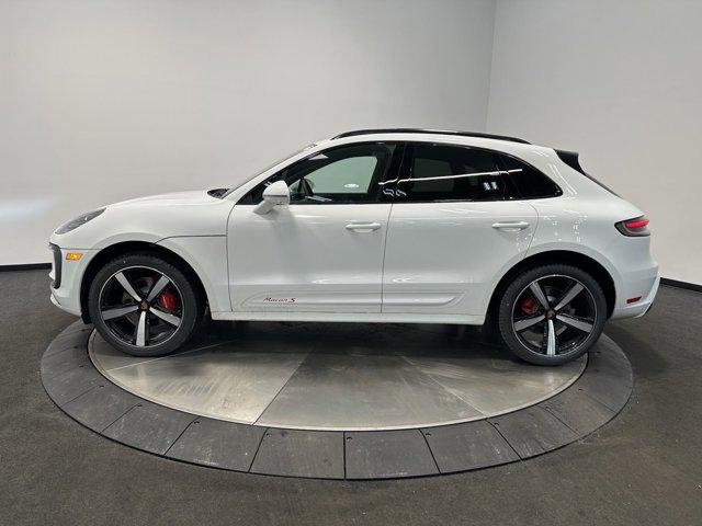 2025 Porsche Macan S