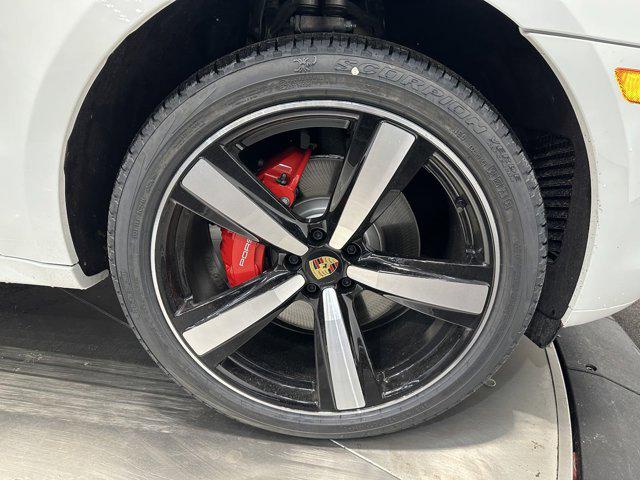 2025 Porsche Macan S