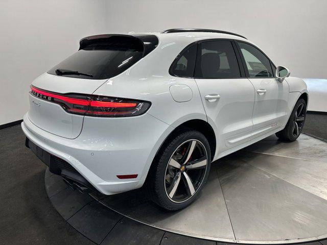 2025 Porsche Macan S