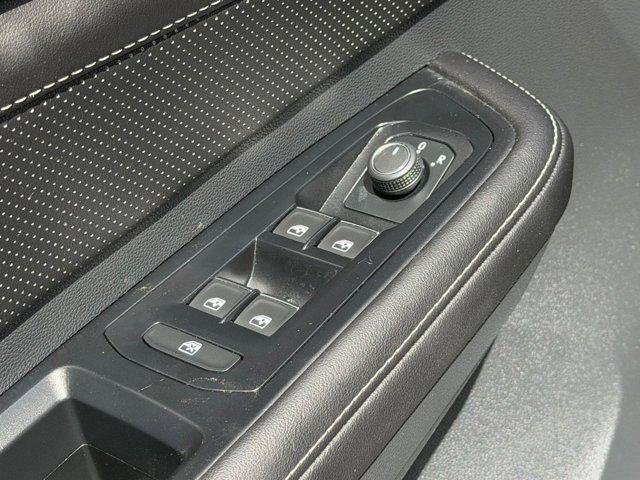 2025 Volkswagen Atlas 2.0T SE