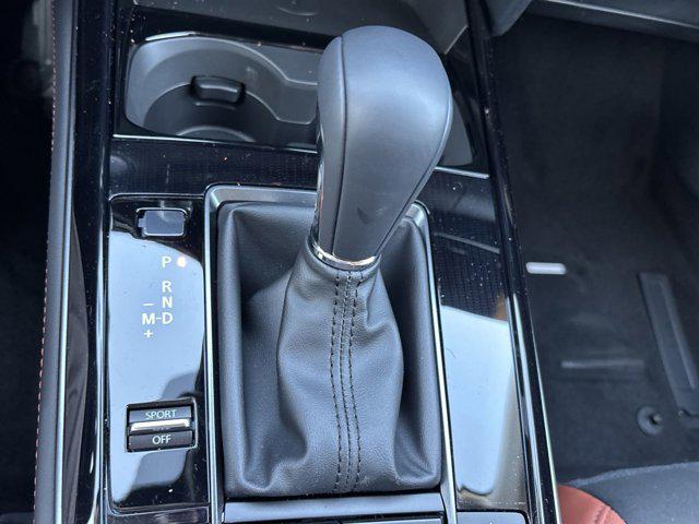2025 Mazda CX-30 2.5 Carbon Turbo