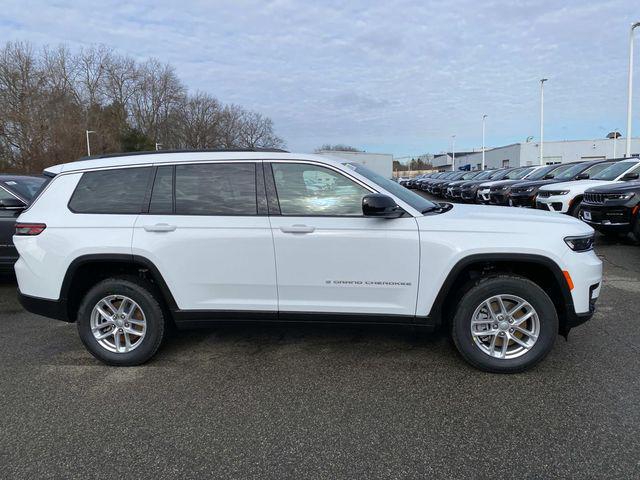 2025 Jeep Grand Cherokee GRAND CHEROKEE L LAREDO X 4X4