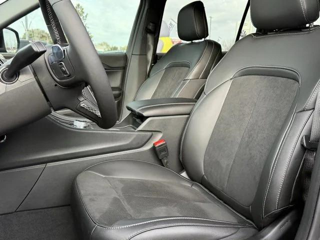 2025 Jeep Grand Cherokee GRAND CHEROKEE L ALTITUDE 4X4