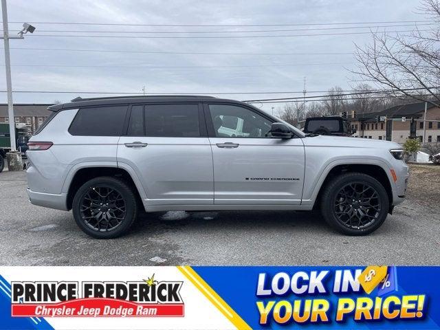 2025 Jeep Grand Cherokee GRAND CHEROKEE L SUMMIT RESERVE 4X4
