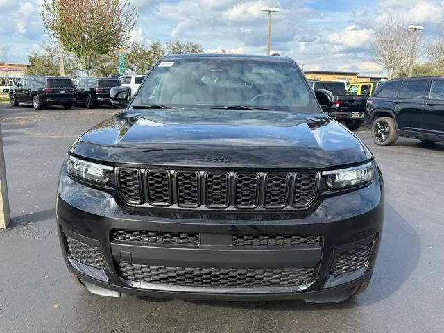 2025 Jeep Grand Cherokee GRAND CHEROKEE L ALTITUDE X 4X2
