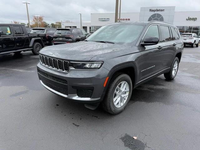 2025 Jeep Grand Cherokee GRAND CHEROKEE L LAREDO X 4X4