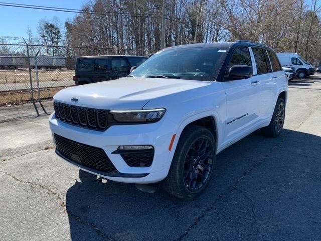 2025 Jeep Grand Cherokee GRAND CHEROKEE SUMMIT RESERVE 4X4