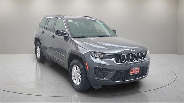 2025 Jeep Grand Cherokee GRAND CHEROKEE LAREDO 4X4