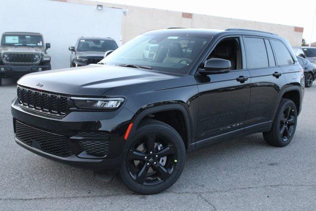 2025 Jeep Grand Cherokee GRAND CHEROKEE ALTITUDE 4X4