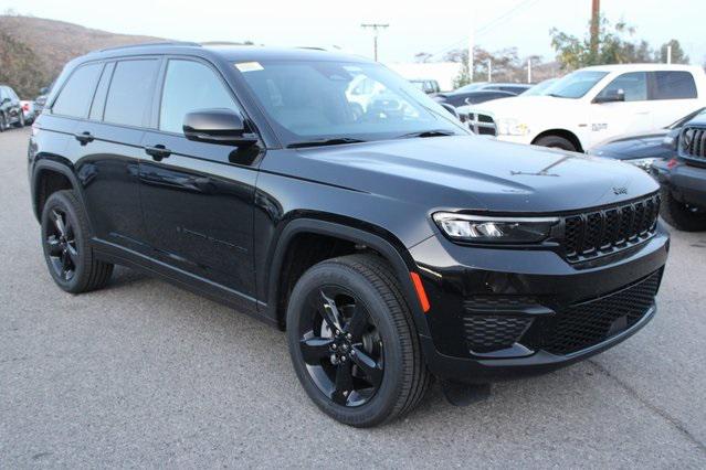 2025 Jeep Grand Cherokee GRAND CHEROKEE ALTITUDE 4X4
