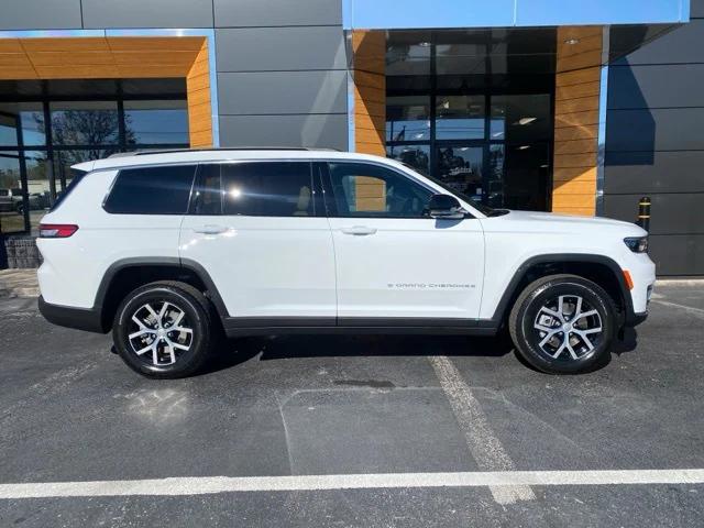 2025 Jeep Grand Cherokee GRAND CHEROKEE L LIMITED 4X4