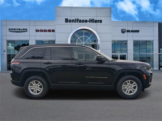 2025 Jeep Grand Cherokee GRAND CHEROKEE LAREDO 4X2