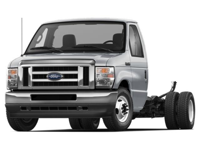 2022 Ford E-450 Cutaway Base