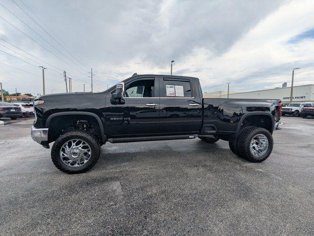 2024 Chevrolet Silverado 3500HD 4WD Crew Cab Long Bed LTZ