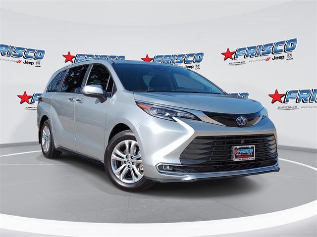 2024 Toyota Sienna Platinum