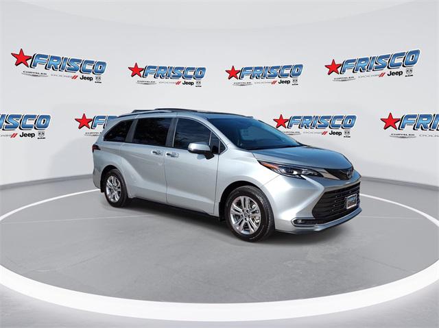 2024 Toyota Sienna Platinum