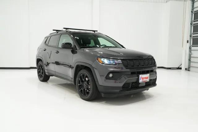 2022 Jeep Compass Altitude FWD