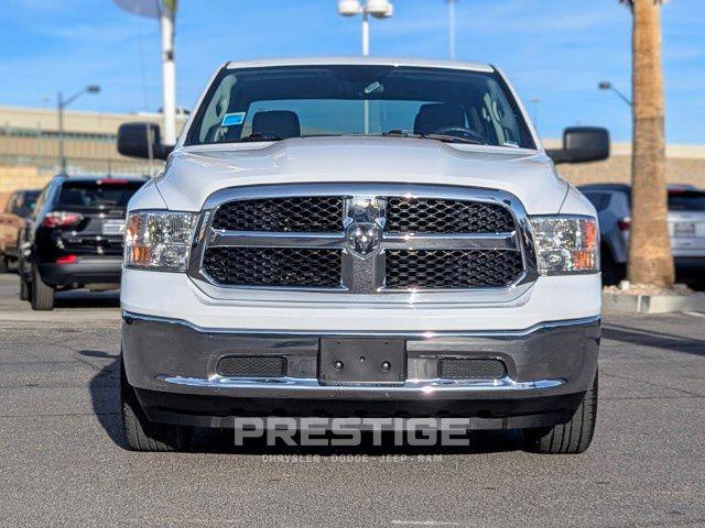 2022 RAM 1500 Classic SLT Crew Cab 4x4 57 Box