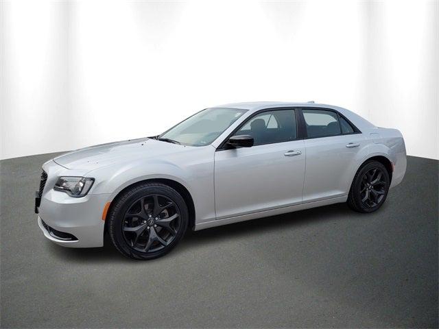 2022 Chrysler 300 Touring