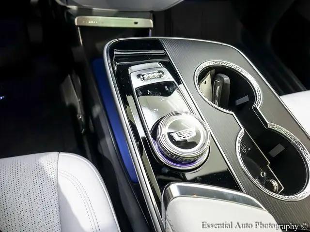 2025 Cadillac iQ Sport 3 RWD