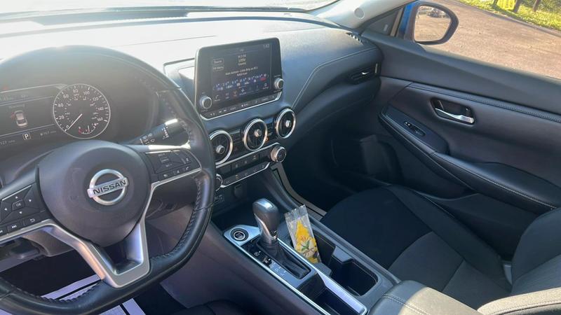2022 Nissan Sentra SV Xtronic CVT
