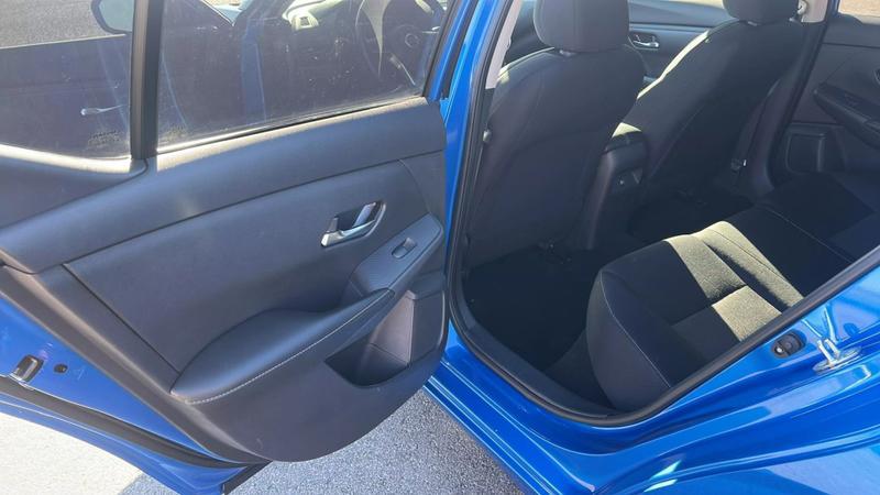 2022 Nissan Sentra SV Xtronic CVT