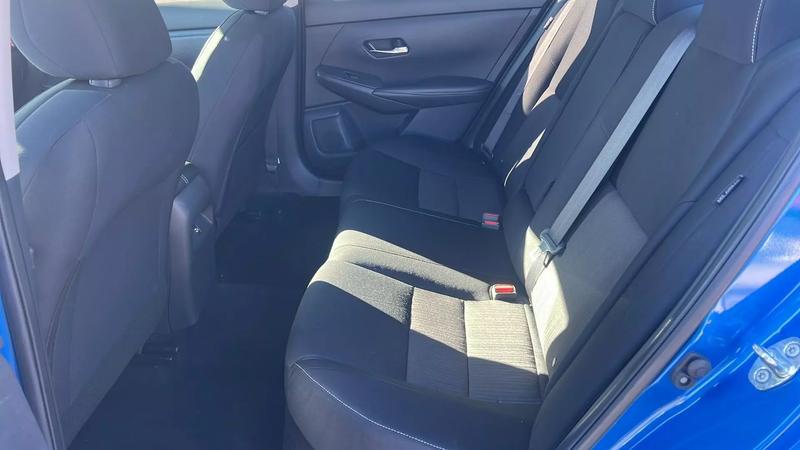 2022 Nissan Sentra SV Xtronic CVT