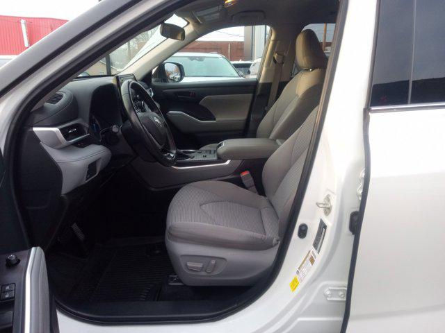 2020 Toyota Highlander Hybrid LE