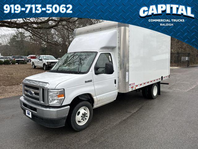 2025 Ford E-350 Cutaway 14FT BOX/SIDE DOOR