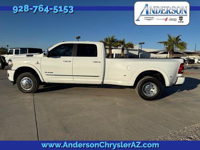 2022 RAM 3500 Limited Crew Cab 4x4 8 Box