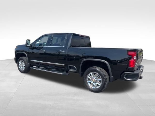 2024 Chevrolet Silverado 2500HD 4WD Crew Cab Standard Bed High Country
