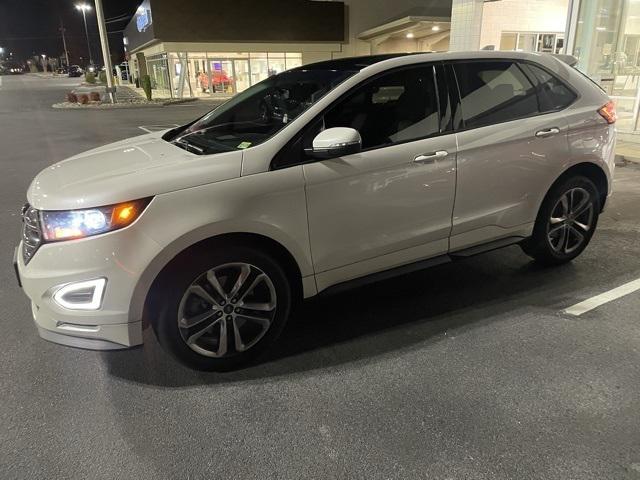 2016 Ford Edge