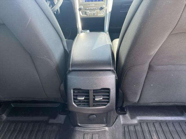 2020 Ford Fusion SE