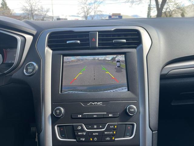 2020 Ford Fusion SE