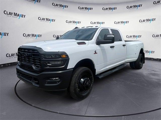 2025 RAM Ram 3500 RAM 3500 TRADESMAN CREW CAB 4X4 8 BOX