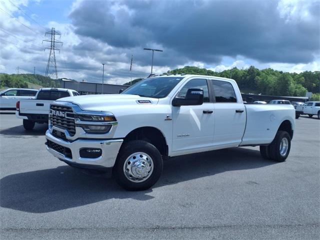 2025 RAM Ram 3500 RAM 3500 BIG HORN CREW CAB 4X4 8 BOX
