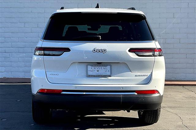 2025 Jeep Grand Cherokee GRAND CHEROKEE L LAREDO X 4X4