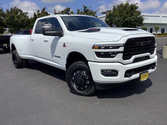2025 RAM Ram 3500 RAM 3500 LARAMIE CREW CAB 4X4 8 BOX