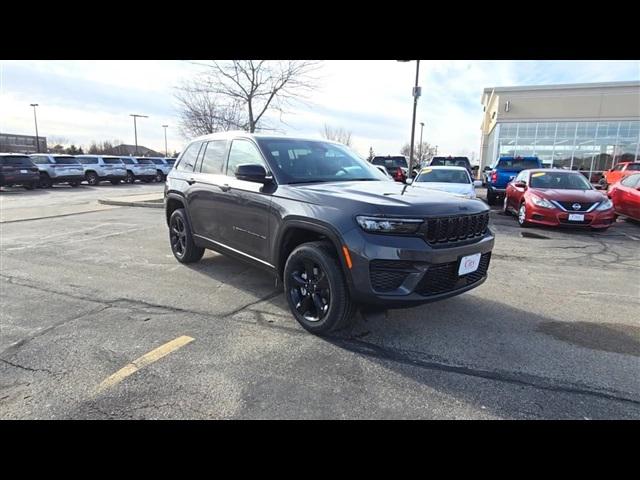 2025 Jeep Grand Cherokee GRAND CHEROKEE ALTITUDE 4X4
