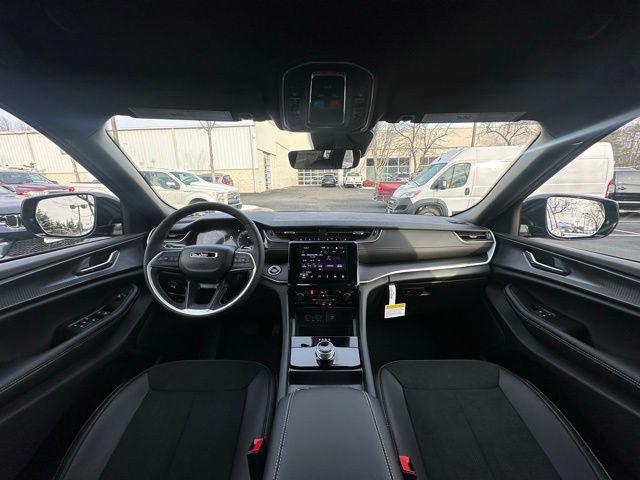 2025 Jeep Grand Cherokee GRAND CHEROKEE ALTITUDE 4X4