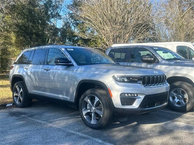 2025 Jeep Grand Cherokee GRAND CHEROKEE LIMITED 4X2