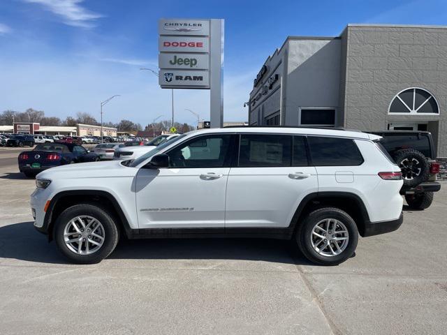 2025 Jeep Grand Cherokee GRAND CHEROKEE L LAREDO 4X4