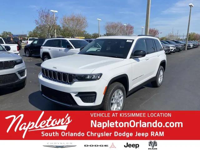 2025 Jeep Grand Cherokee GRAND CHEROKEE LAREDO X 4X4