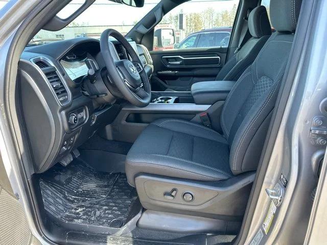 2025 Ram 1500 Big Horn Crew Cab 4x4 5'7" Box