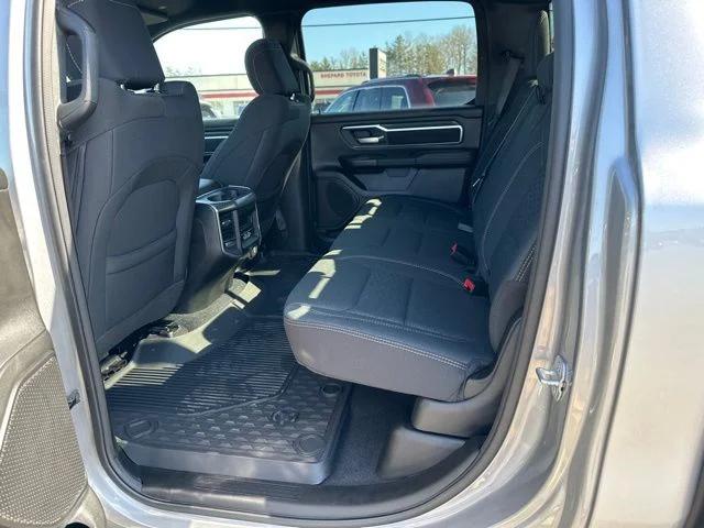 2025 Ram 1500 Big Horn Crew Cab 4x4 5'7" Box