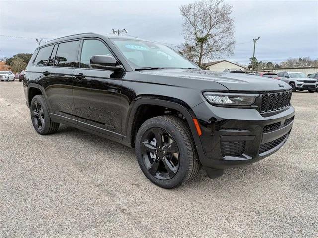 2025 Jeep Grand Cherokee GRAND CHEROKEE L ALTITUDE X 4X4