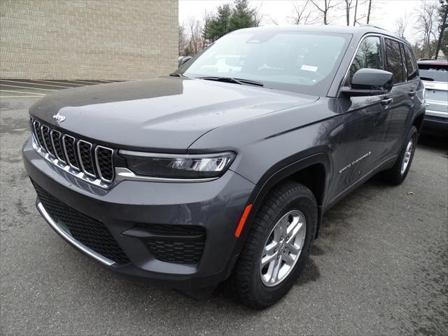 2025 Jeep Grand Cherokee GRAND CHEROKEE LAREDO 4X4
