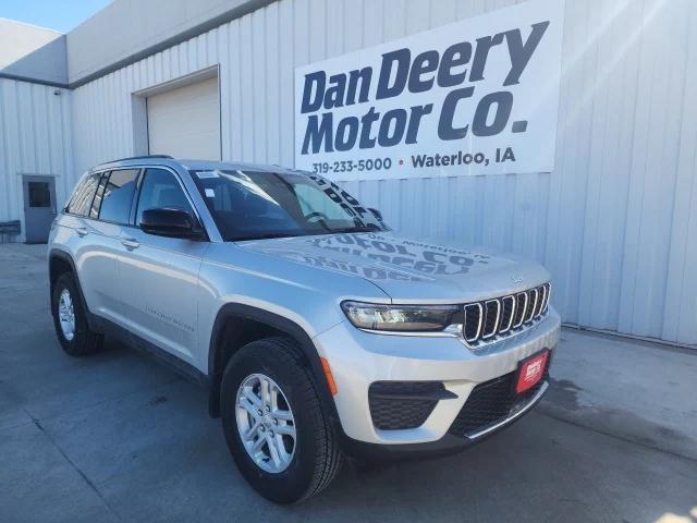 2025 Jeep Grand Cherokee GRAND CHEROKEE LAREDO 4X4