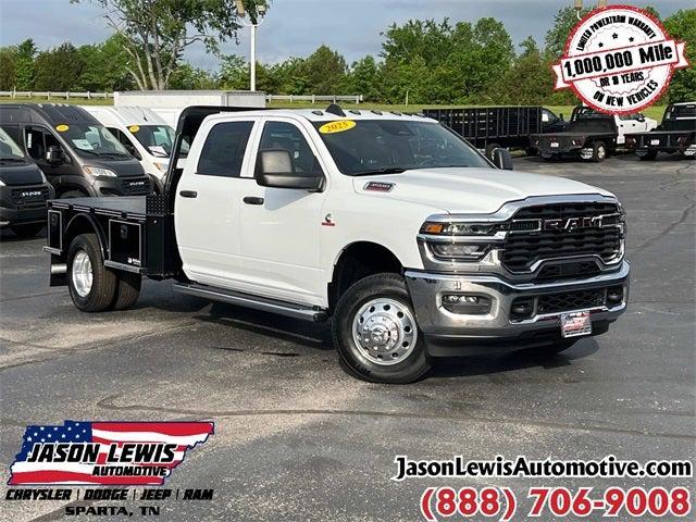2025 RAM Ram 3500 RAM 3500 TRADESMAN CREW CAB 4X4 8 BOX